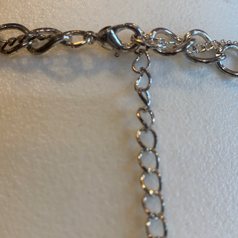 Red Heart Pendant Choker Necklace - Picture 4 of 7